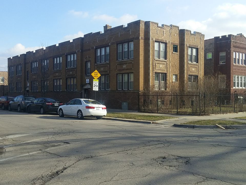 1st image of 6221 West Wabansia