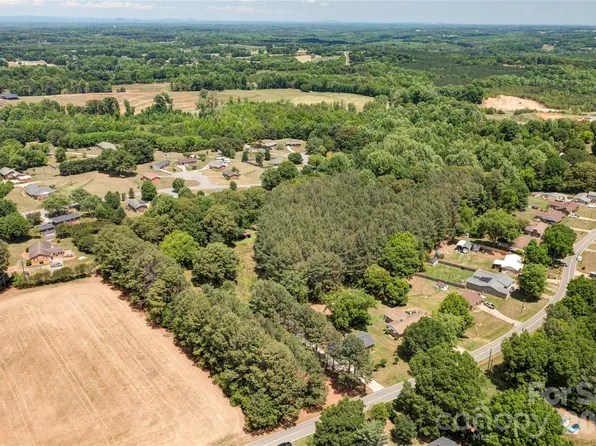 1627 Friendship Rd, Shelby, NC 28150