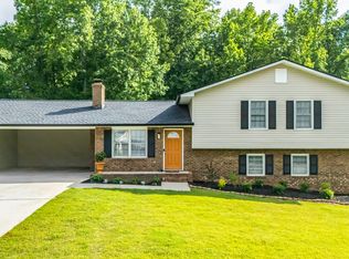 275 Timber Ridge Trl, Carrollton, GA 30117