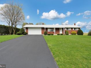 394 Allendale Rd, Shoemakersville, PA 19555