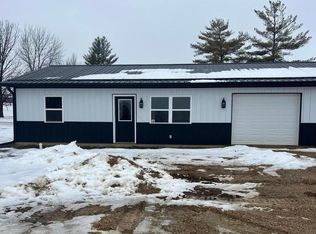 906 N 6th St #1, Edina, MO 63537