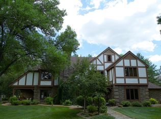 3713 Gold Ridge Rd, Eau Claire, WI 54701