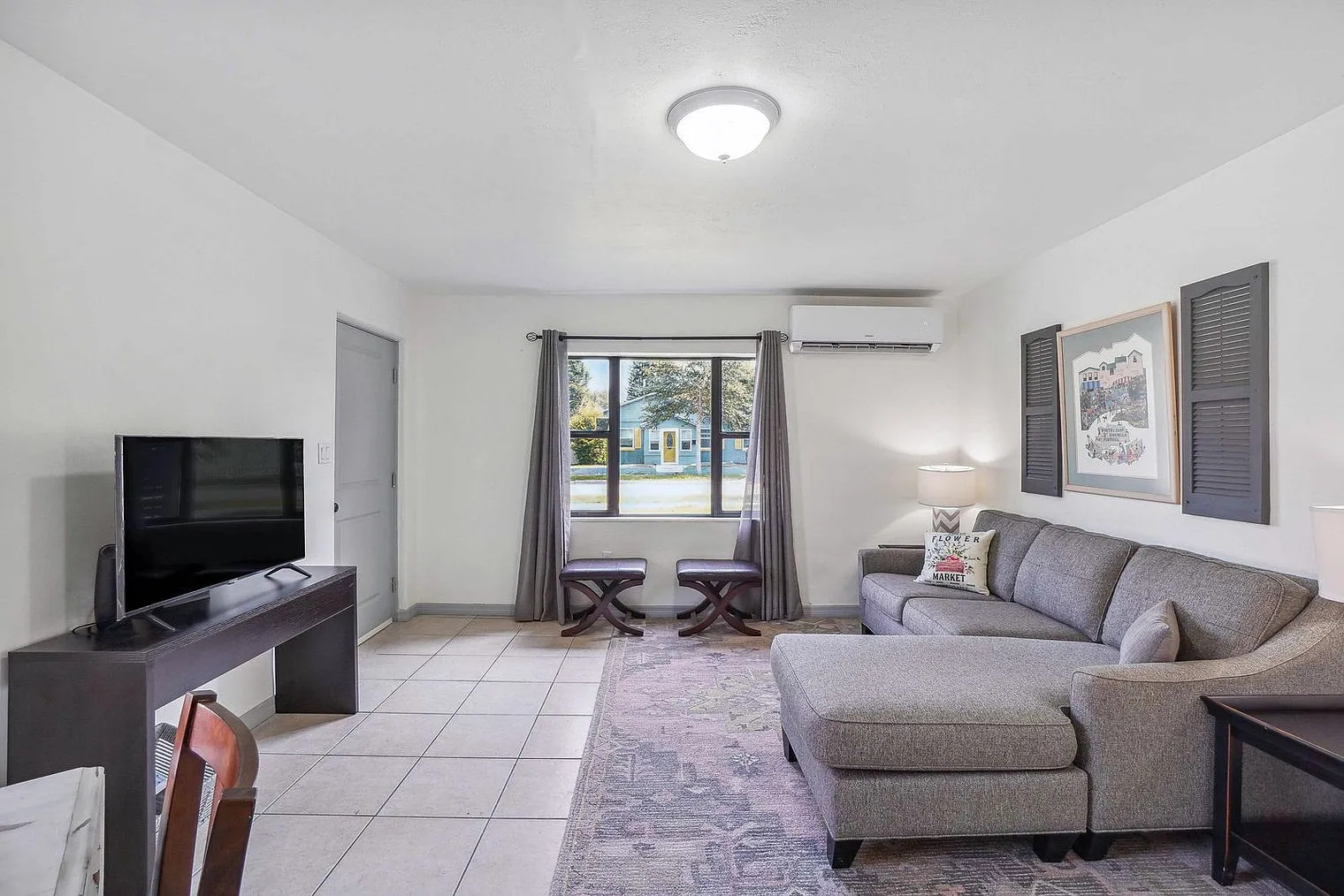 2 bed, 1.0 bath, 882 sqft, $2,499 — Photo 1