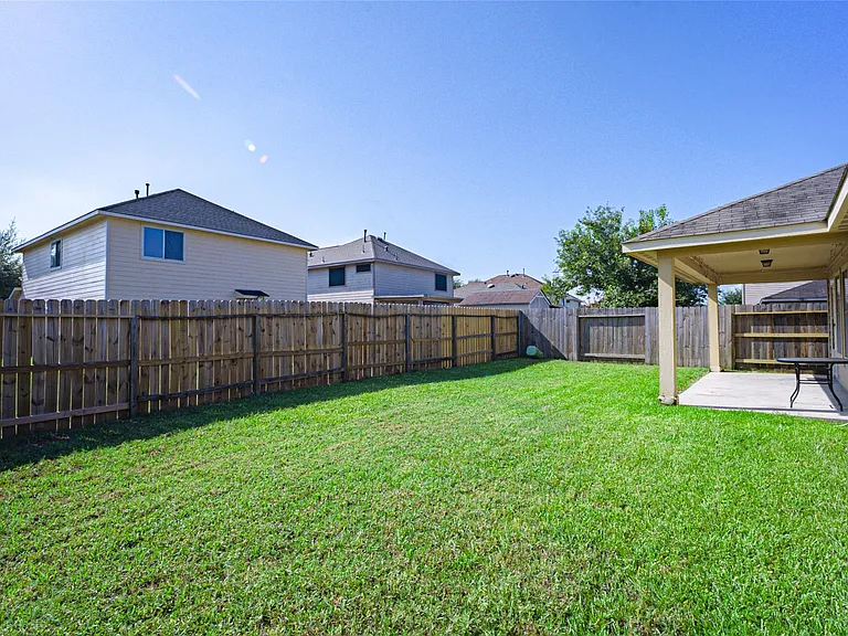 9918 Hideaway Bend Ln — Photo 33