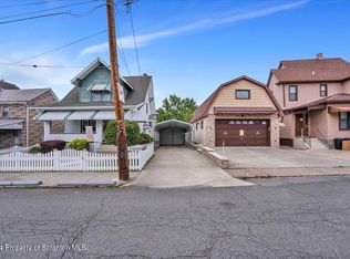 1715 Tripp Ave, Dunmore, PA 18512