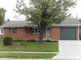 450 Colony Dr, Whiteland, IN