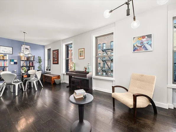 234 W 21st St APT 43, New York, NY 10011