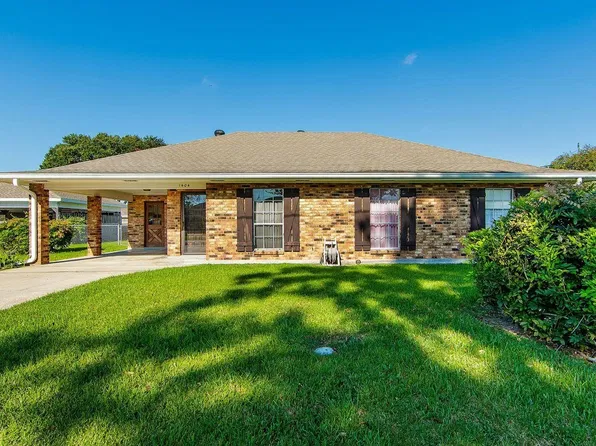 1404 W Camellia Dr, Thibodaux, LA 70301