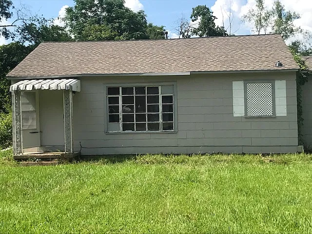 4124 Palo Alto St — Photo 1