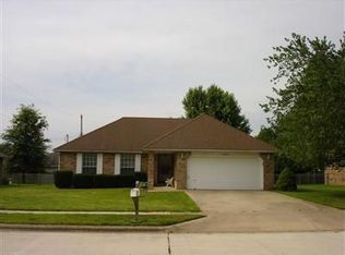 3822 W Harrison St, Springfield, MO 65802