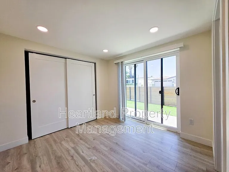 3344 Lockwood Dr — Photo 4