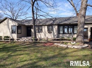 16 Bay Rdg, Springfield, IL 62712