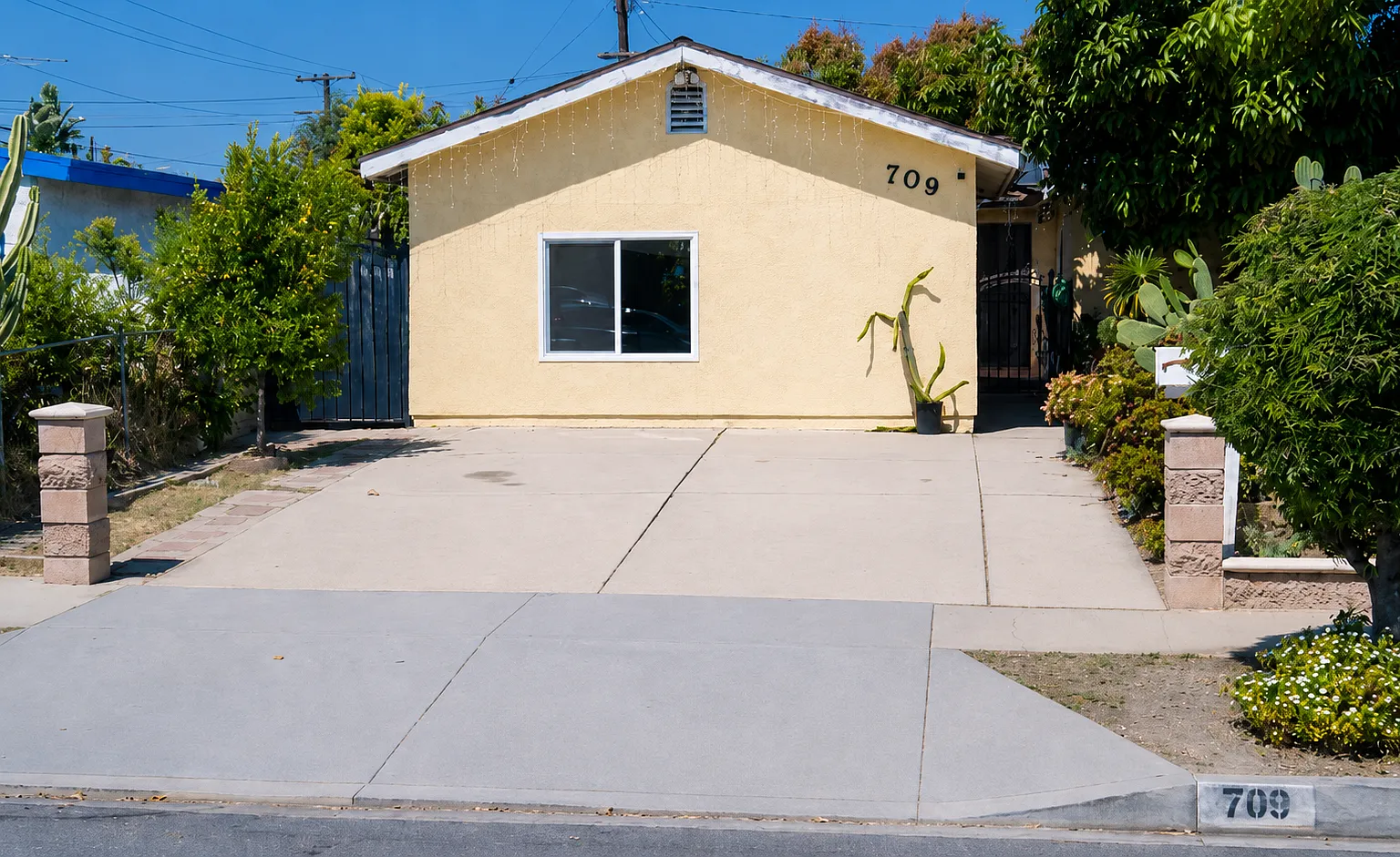 Studio, 475 sqft, $1,750 — Photo 1
