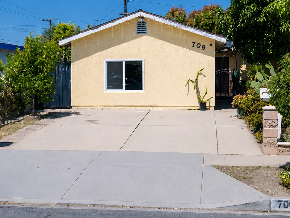 707 Goodson Dr