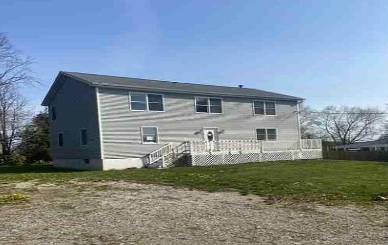 1st image of 62 Hickory Dr