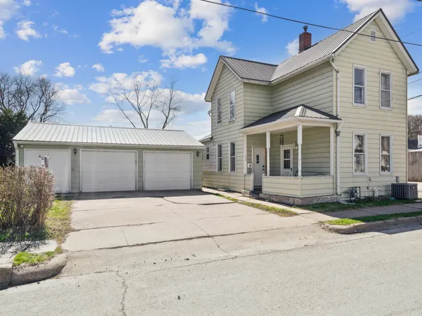 232 E 28th St, Dubuque, IA 52001