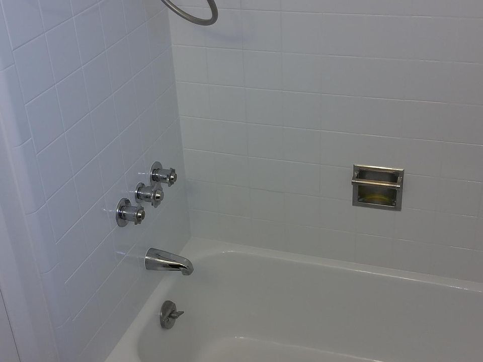 1st image of 604 Peninsula Ave APT 6