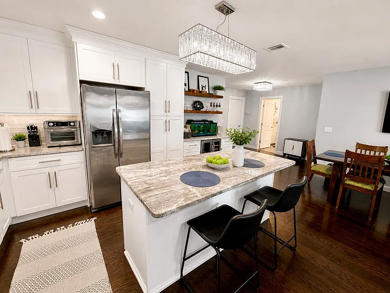 228 Kipp Ave #1 — Photo 4