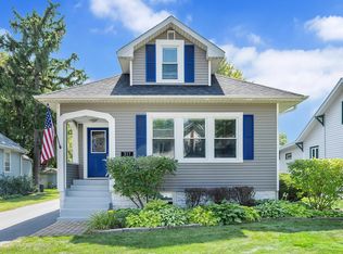 311 E Division St, Villa Park, IL 60181