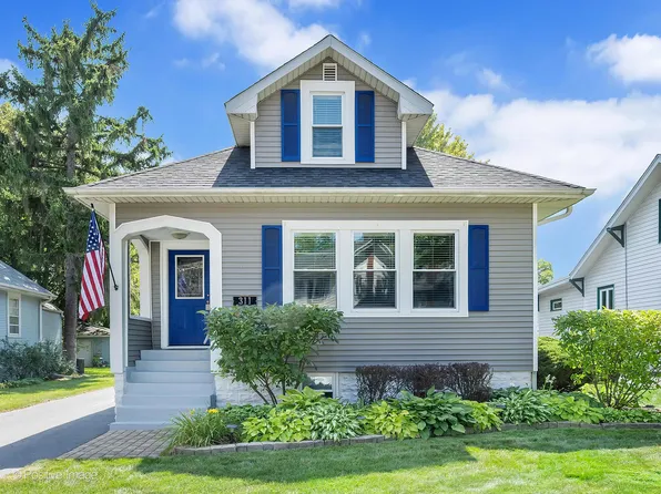 311 E Division St, Villa Park, IL 60181