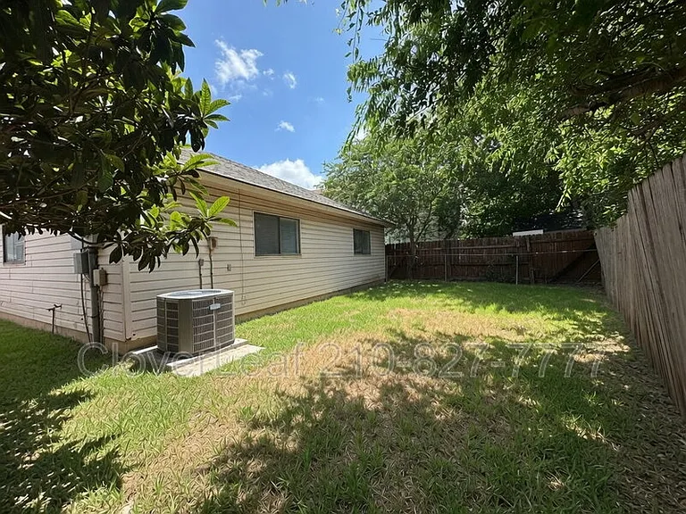 9714 Frost Plain Dr — Photo 26