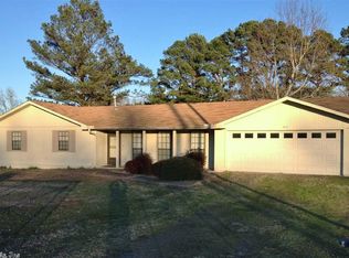 611 Robin Rd, Jacksonville, AR 72076