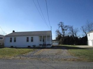 136 Hoffman Dr, Johnstown, PA 15904