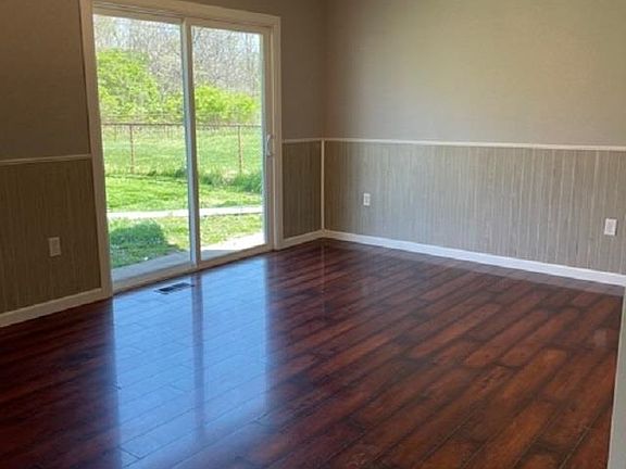 3rd image of 203 Highland Dr