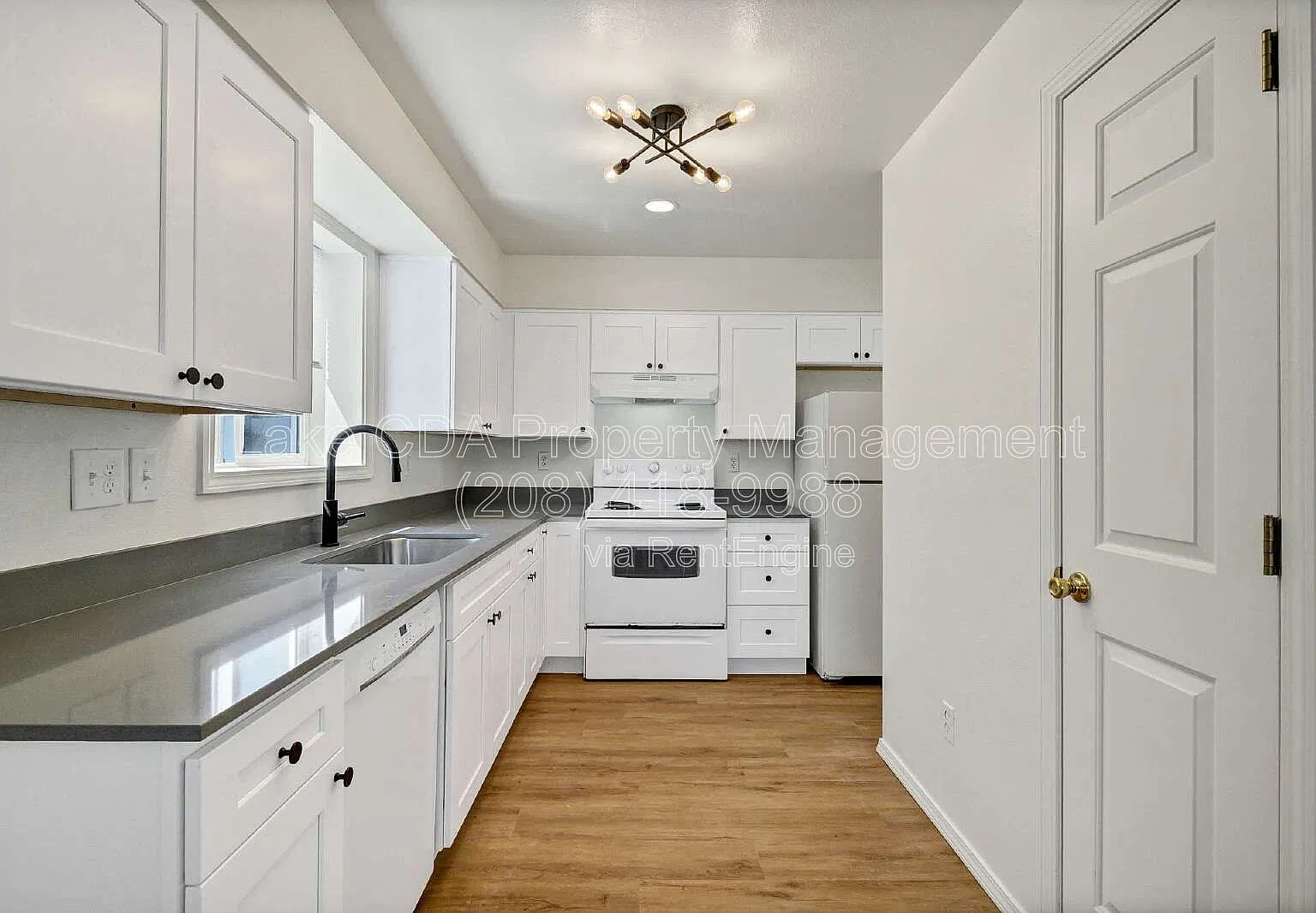 3 bed, 1.0 bath, 1000 sqft, $1,595 — Photo 2