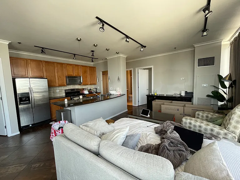 210 S Desplaines St #2211 — Photo 23