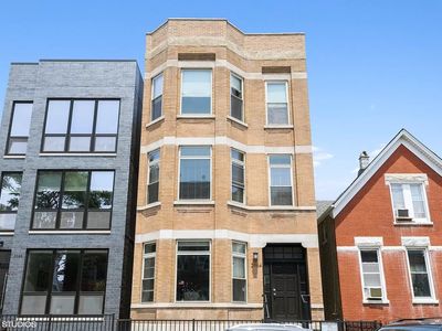 2644 W Augusta Blvd #1, Chicago, IL, 60622