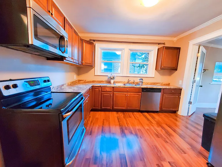 2429 Sherry Rd — Photo 13