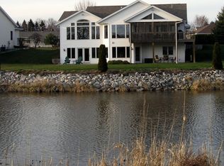 1501 Blue Heron Dr, Two Rivers, WI 54241