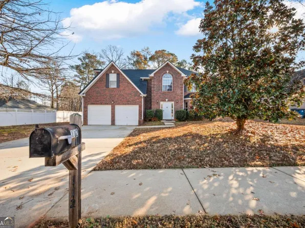 112 Bellington Dr, McDonough, GA 30253