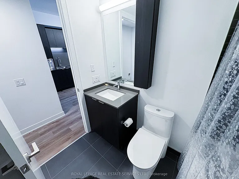 86 Dundas St E #1312 — Photo 20