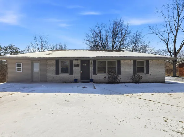 1501 Sandhill Rd, Irvine, KY 40336