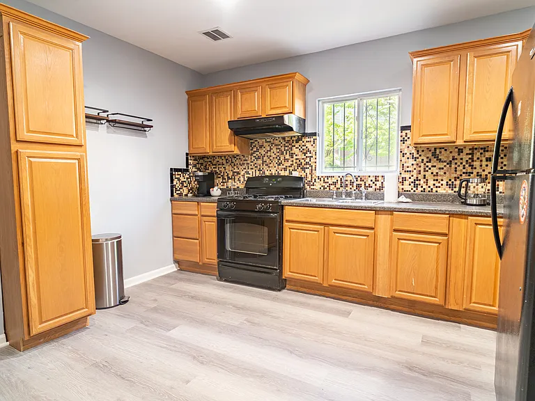 262 Camden St #1 — Photo 1