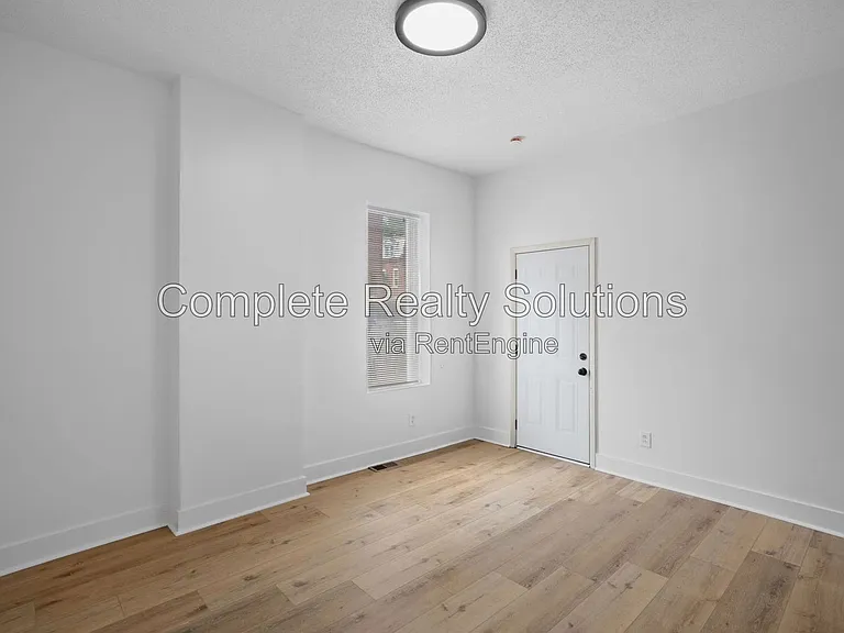 2928 Texas Ave #1F — Photo 9