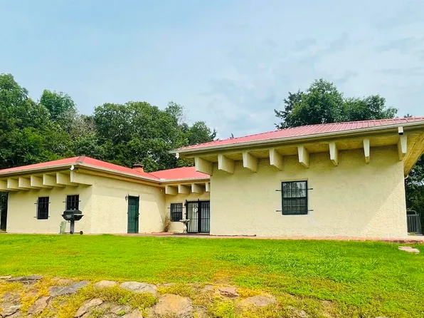 1606 Cadron Settlement Ln, Conway, AR 72034