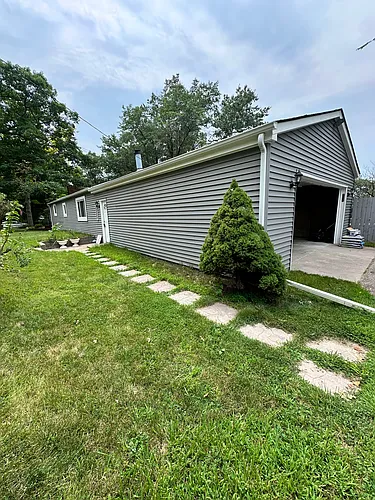 1465 Roy Rd Photo 1