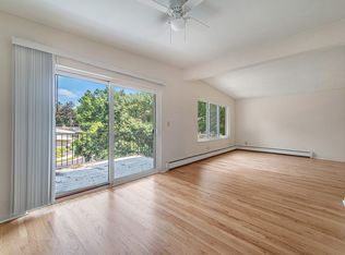 522 Ventura Ct, Ann Arbor, MI 48103