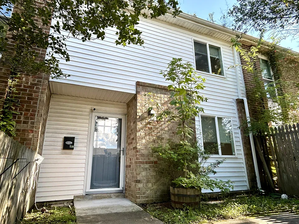 5616 Colter Ct