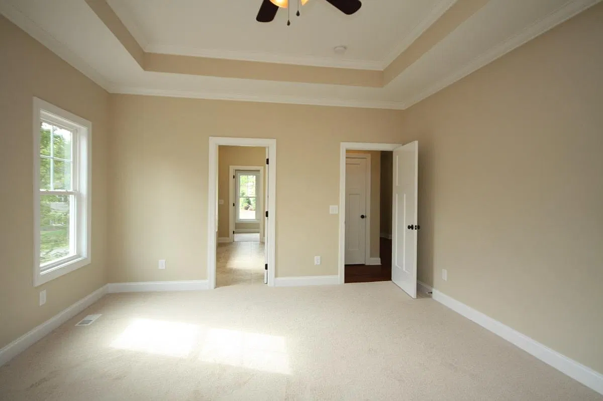 4 bed, 2.5 bath, 2558 sqft, $2,825 — Photo 2