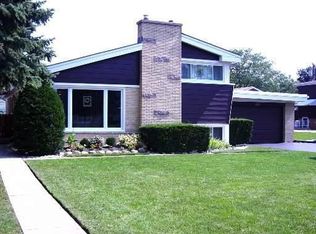 35 Fernwood Dr, Glenview, IL