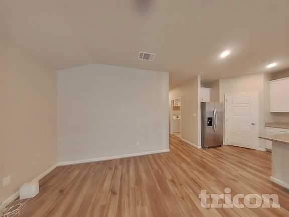 3rd image of 5807 Noah Pl