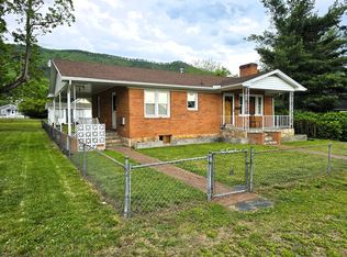 1736 Maple Ave, Buena Vista, VA 24416