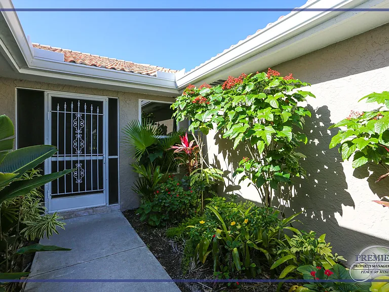402 Emerald Bay Cir #E7 — Photo 7
