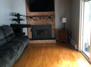 28 Partridge Hollow Rd, Gales Ferry, CT 06335