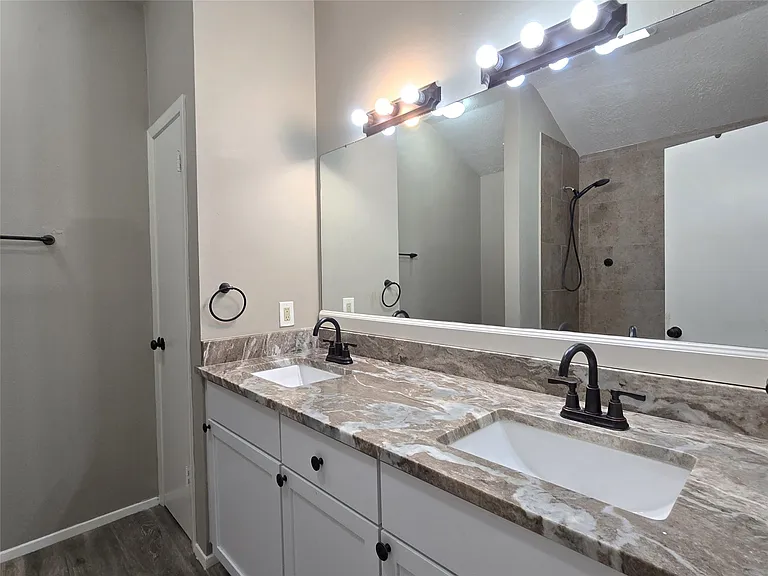 24015 Farm Hill Rd — Photo 22