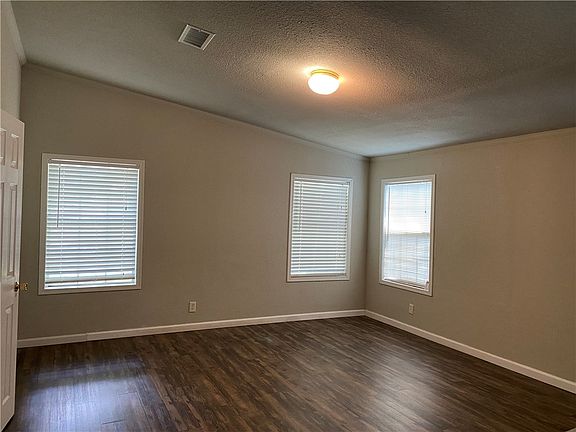 4th image of 11909 Garden Grove Dr